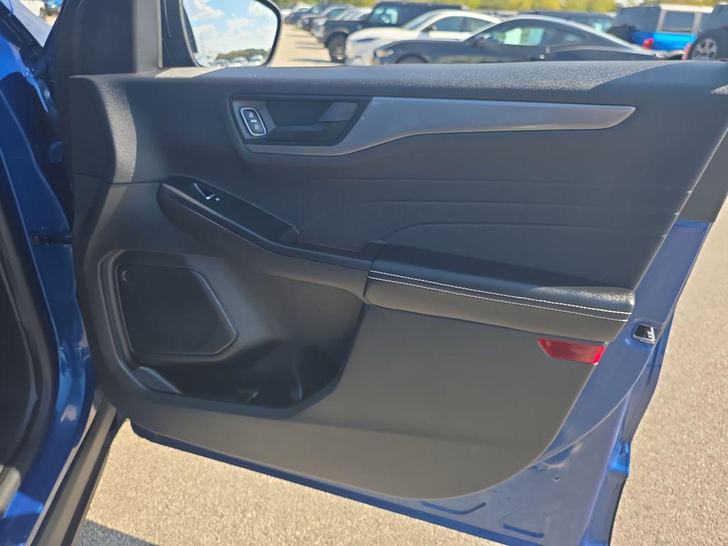 used 2023 Ford Escape car, priced at $21,800