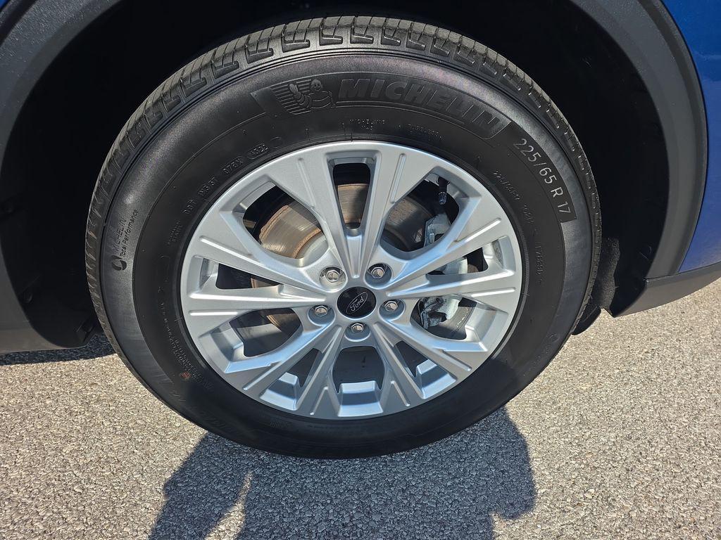 used 2023 Ford Escape car, priced at $21,800