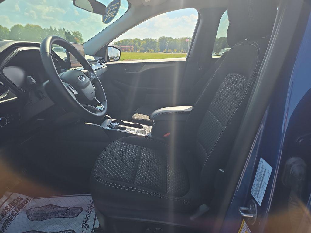 used 2023 Ford Escape car, priced at $21,800