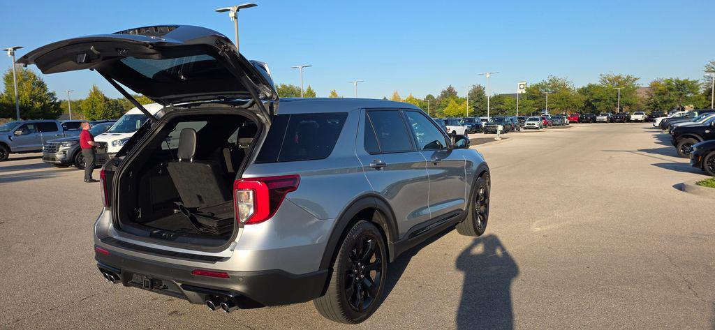 used 2022 Ford Explorer car, priced at $38,400