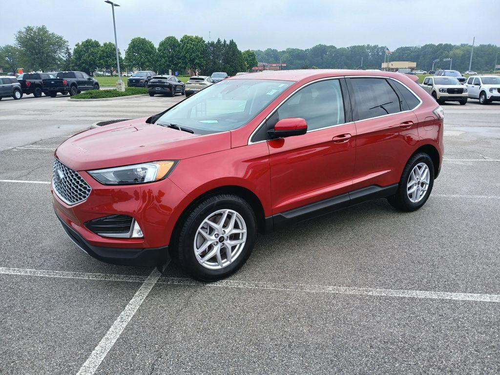 used 2024 Ford Edge car, priced at $28,900
