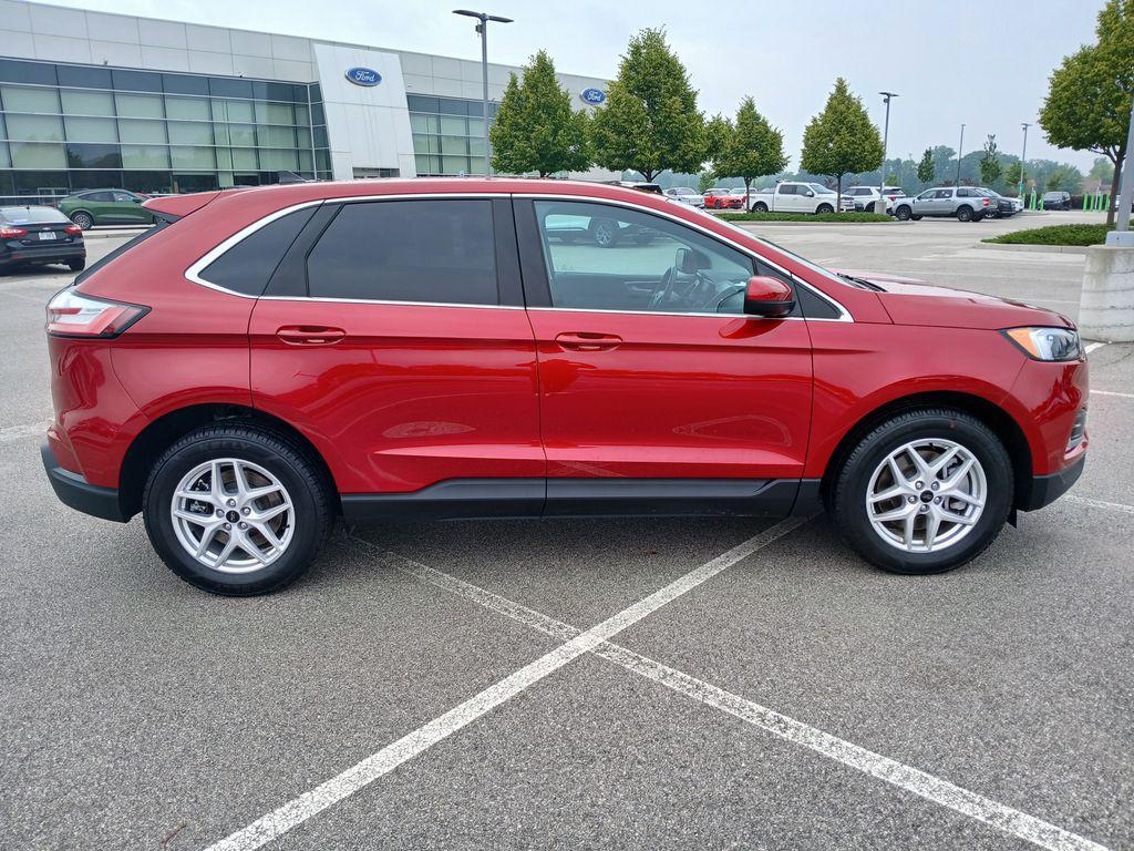 used 2024 Ford Edge car, priced at $28,900