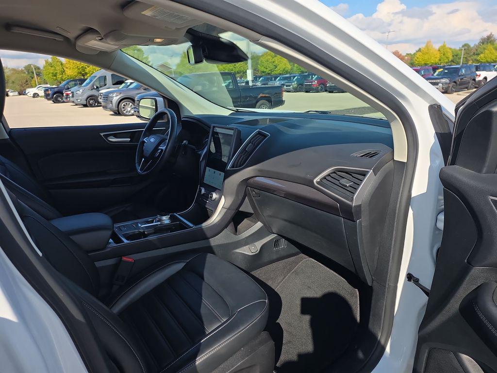 used 2023 Ford Edge car, priced at $25,600