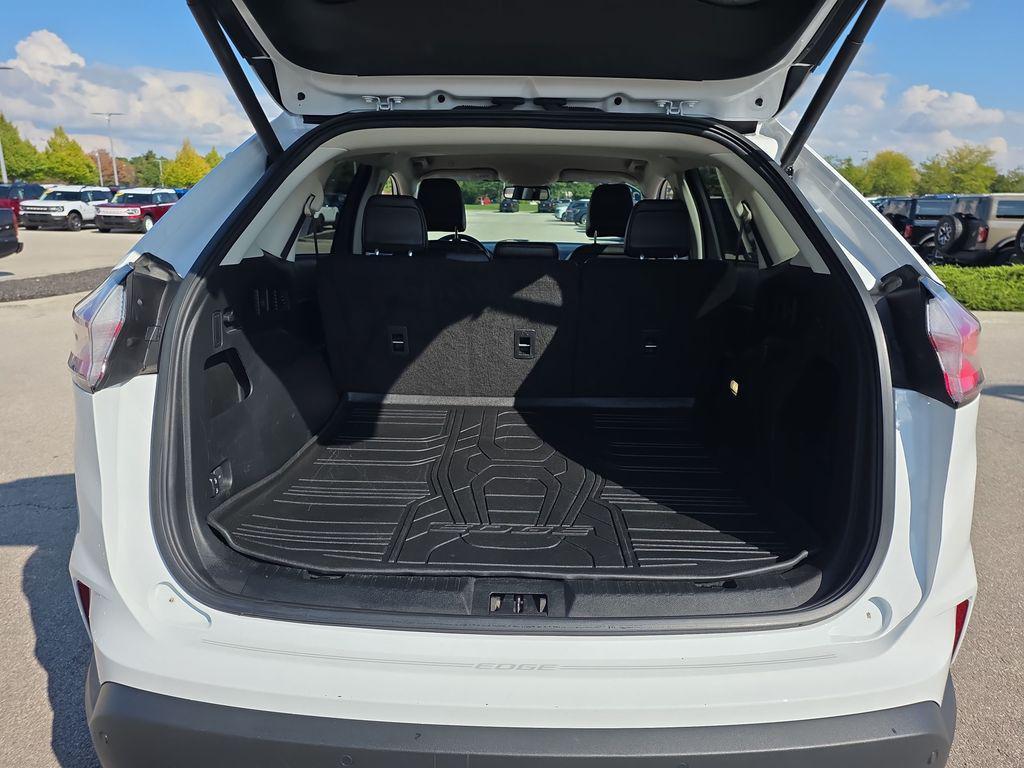 used 2023 Ford Edge car, priced at $25,600