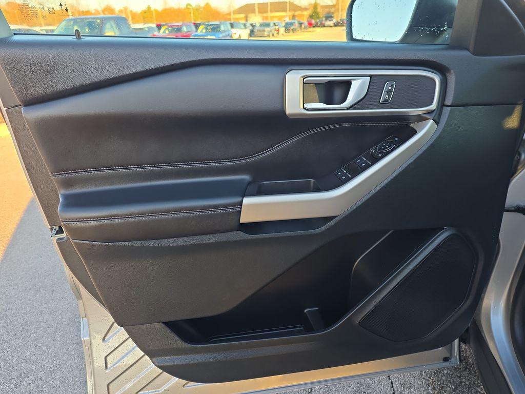 used 2023 Ford Explorer car, priced at $32,200