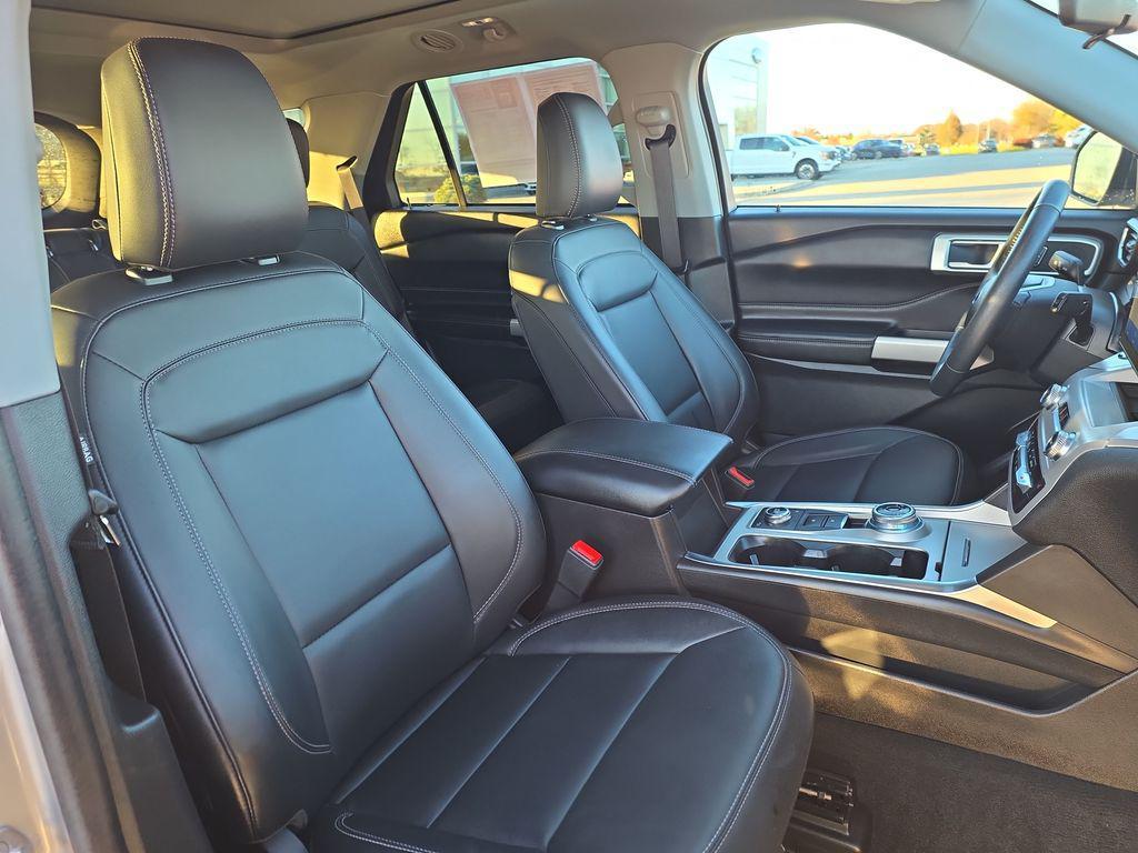 used 2023 Ford Explorer car, priced at $32,200