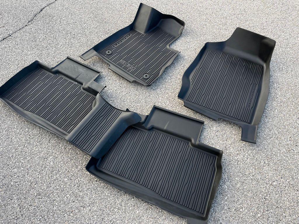used 2025 Ford Explorer car, priced at $41,400