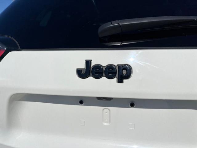 used 2019 Jeep Cherokee car, priced at $16,200