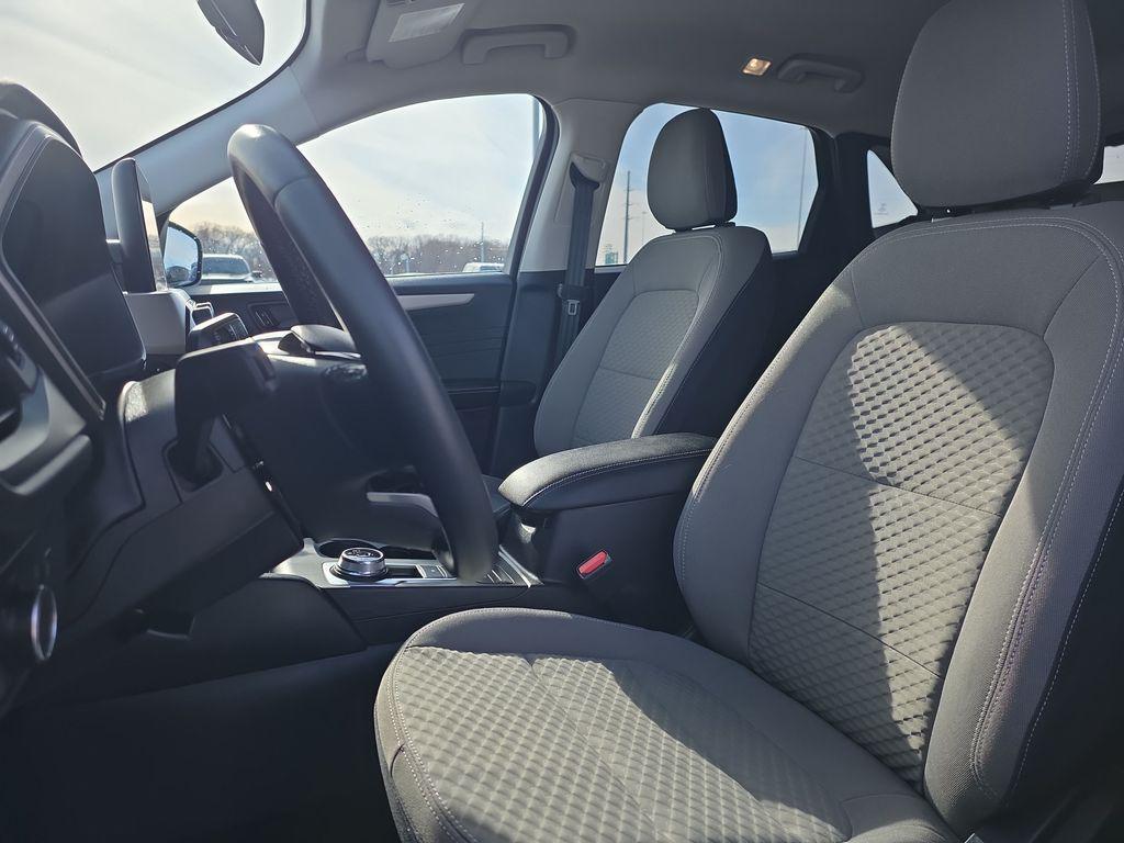 used 2022 Ford Escape car, priced at $19,900