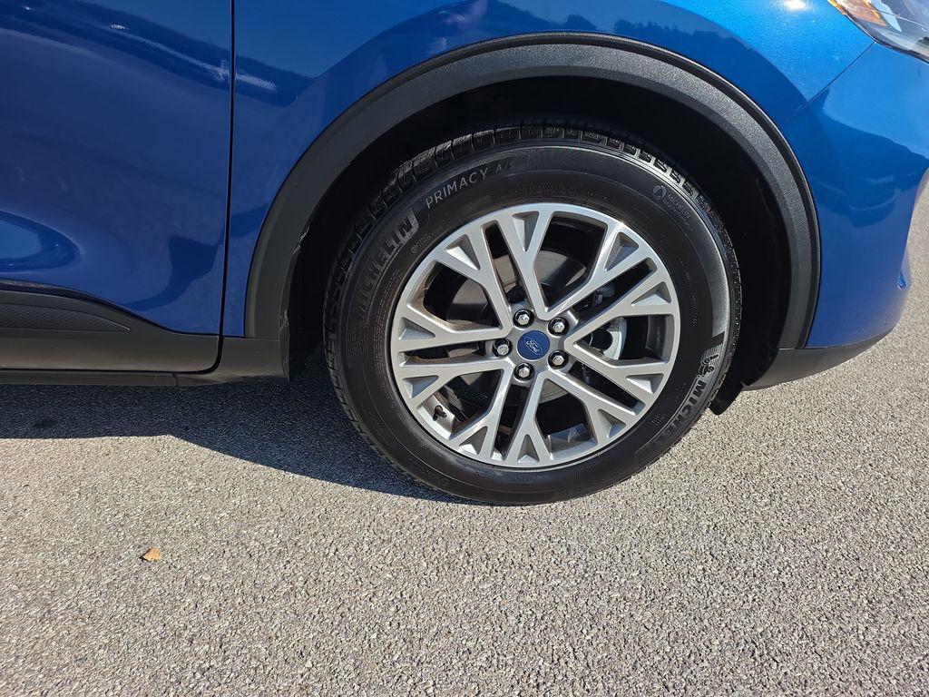 used 2022 Ford Escape car, priced at $21,400