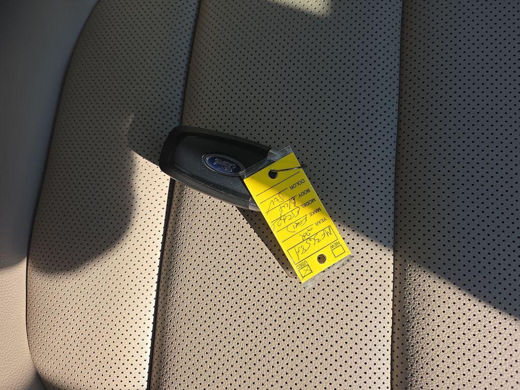 used 2022 Ford Escape car, priced at $21,400