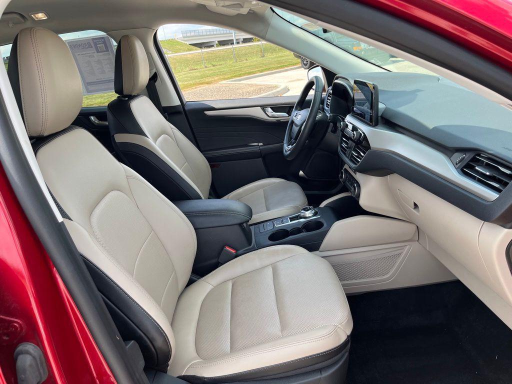 used 2022 Ford Escape car, priced at $22,100