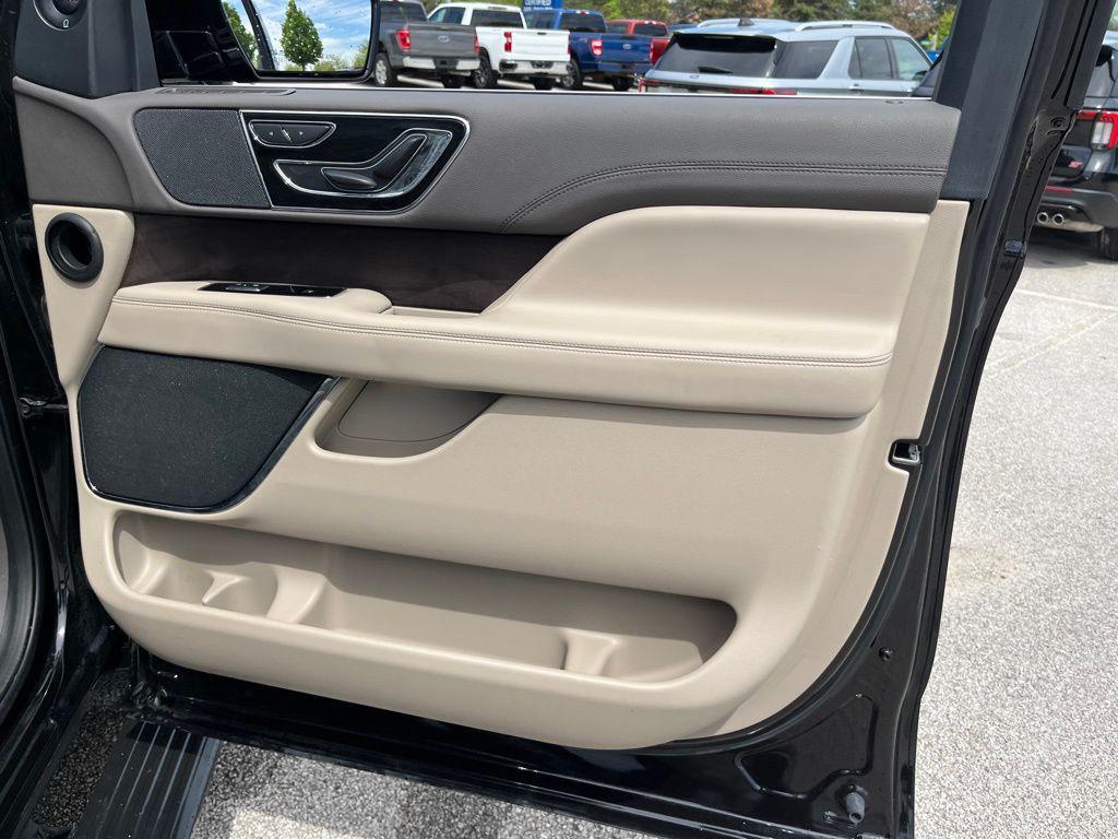 used 2024 Lincoln Navigator car, priced at $66,500
