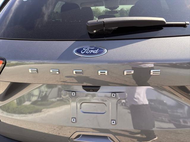 used 2022 Ford Escape car, priced at $21,400