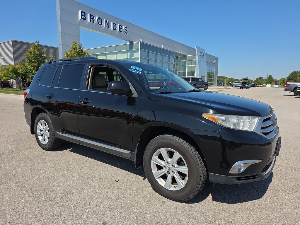 used 2013 Toyota Highlander car, priced at $12,200
