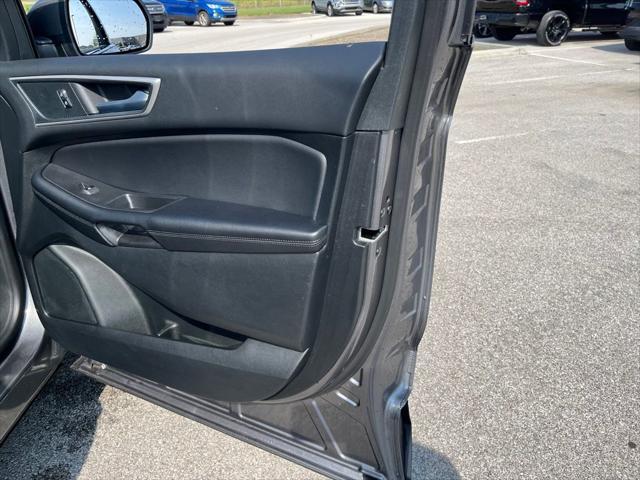 used 2024 Ford Edge car, priced at $30,800