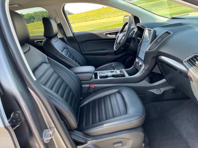 used 2024 Ford Edge car, priced at $30,800