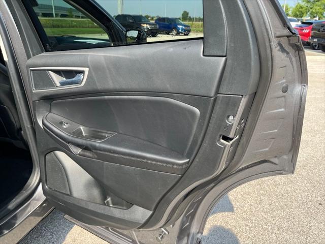 used 2024 Ford Edge car, priced at $30,800