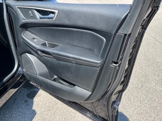 used 2022 Ford Edge car, priced at $25,300