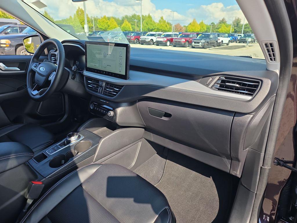 used 2023 Ford Escape car, priced at $29,400