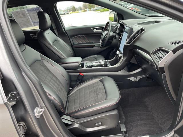 used 2024 Ford Edge car, priced at $36,400