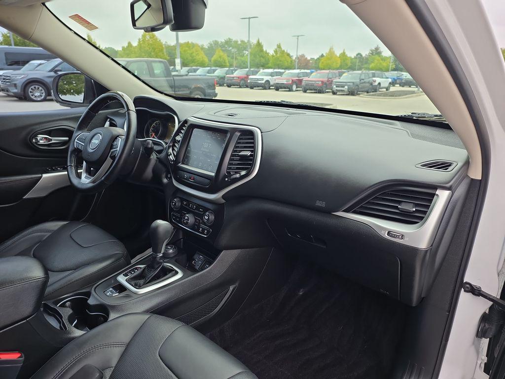 used 2018 Jeep Cherokee car, priced at $17,900