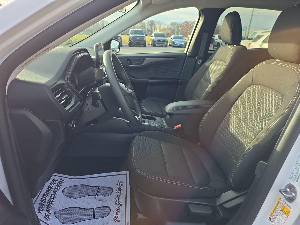 used 2025 Ford Escape car, priced at $21,900