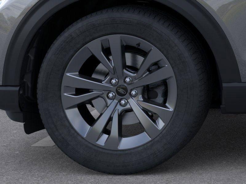 new 2025 Ford Explorer car, priced at $43,651