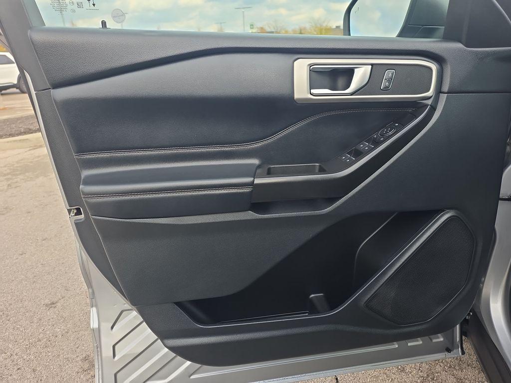 used 2020 Ford Explorer car, priced at $15,800