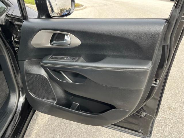 used 2020 Chrysler Pacifica car, priced at $24,700