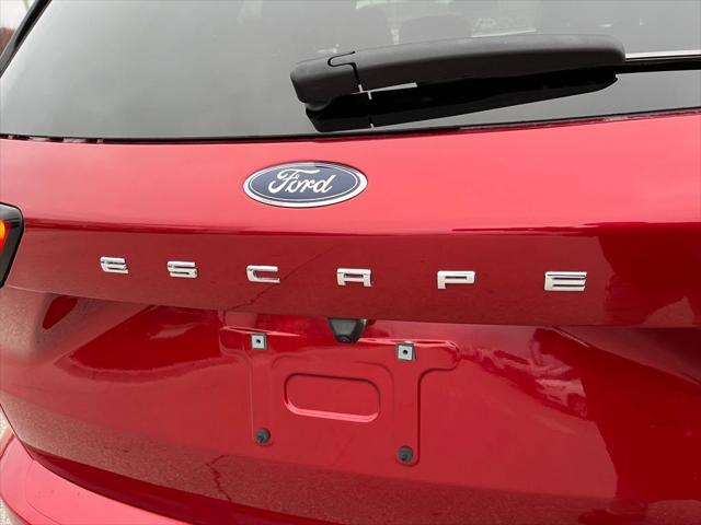 used 2023 Ford Escape car, priced at $22,900