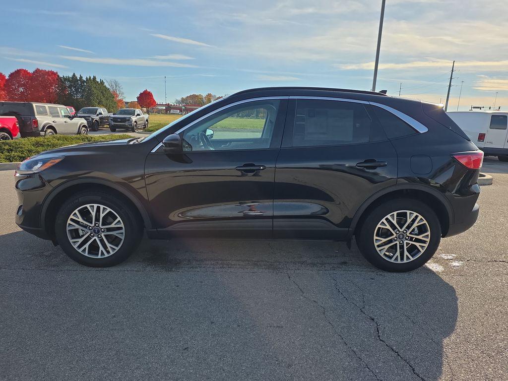 used 2022 Ford Escape car, priced at $21,900