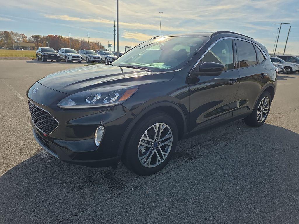used 2022 Ford Escape car, priced at $21,900