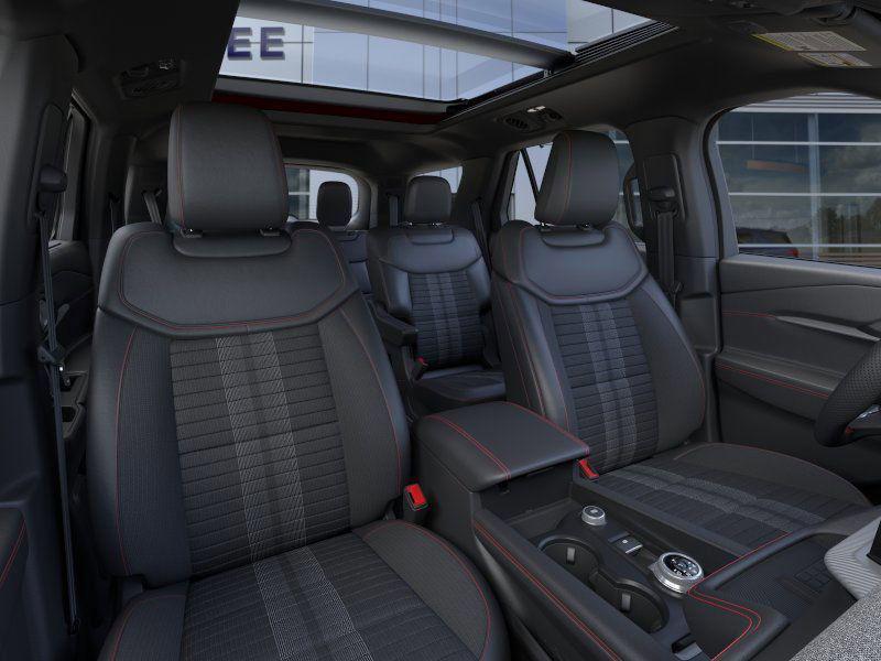 new 2025 Ford Explorer car, priced at $49,072