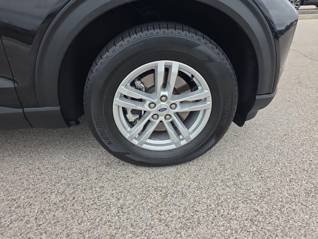 used 2022 Ford Explorer car, priced at $30,100