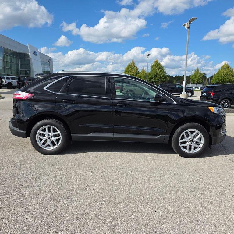 used 2024 Ford Edge car, priced at $28,900