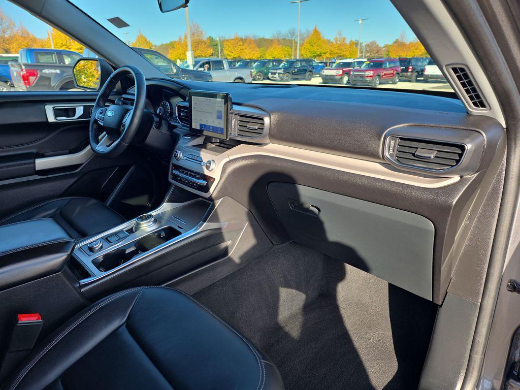 used 2023 Ford Explorer car, priced at $32,400
