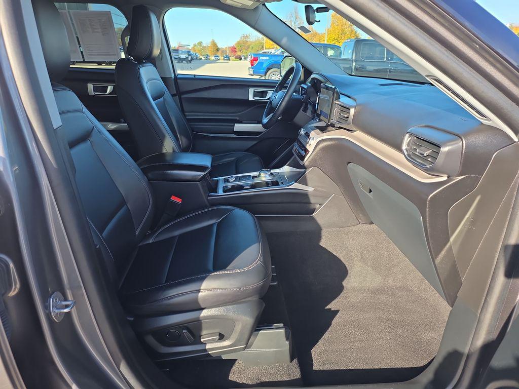 used 2023 Ford Explorer car, priced at $32,400
