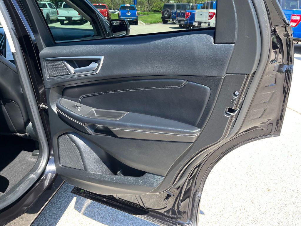 used 2022 Ford Edge car, priced at $30,100