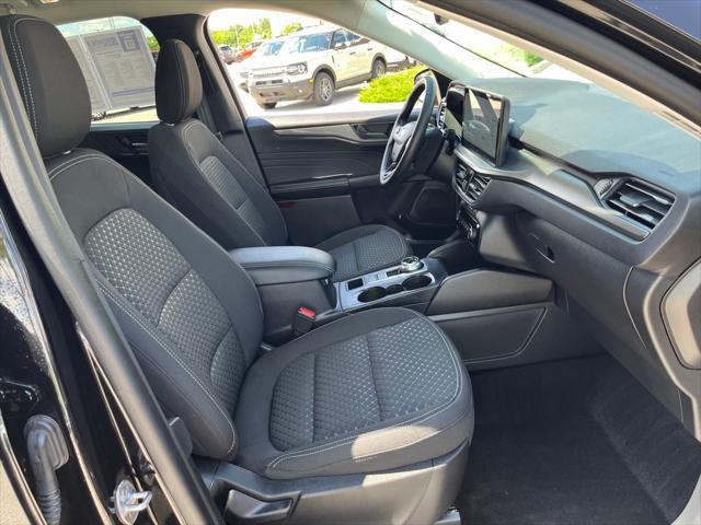 used 2023 Ford Escape car, priced at $24,400