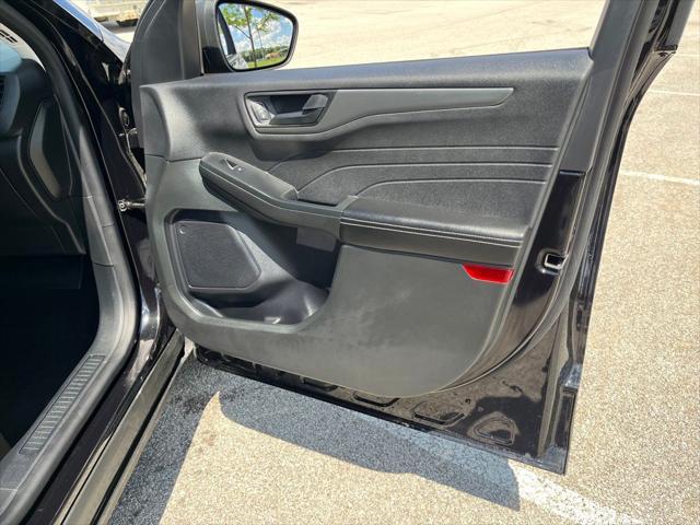 used 2023 Ford Escape car, priced at $24,400