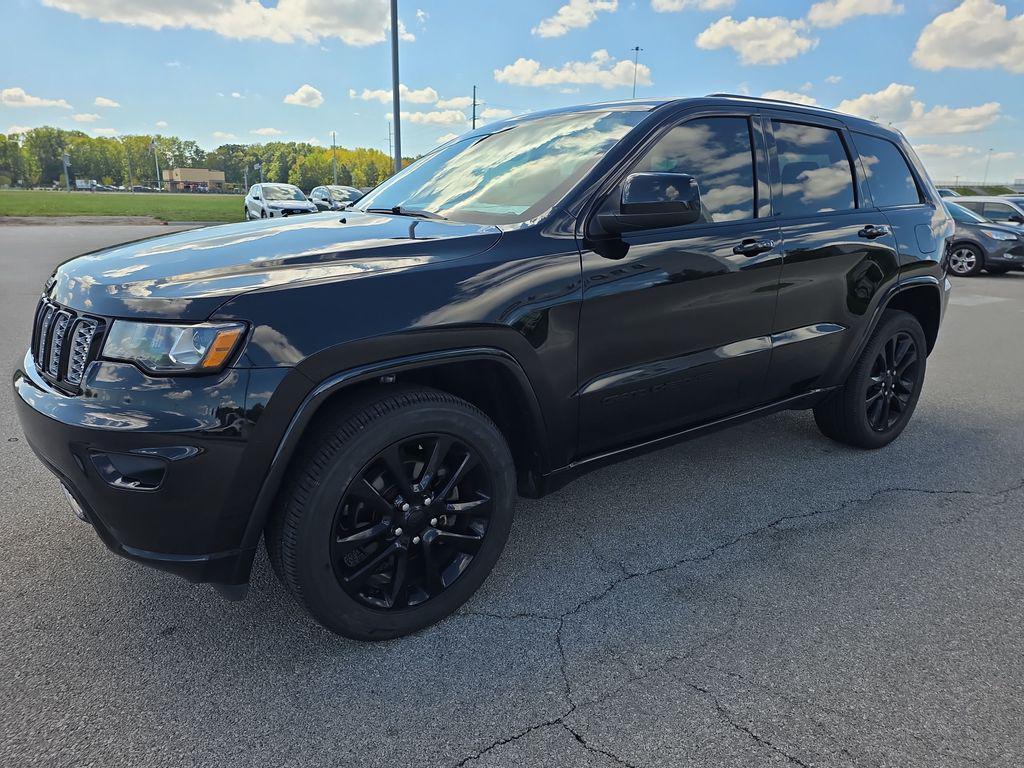 used 2020 Jeep Grand Cherokee car, priced at $18,800