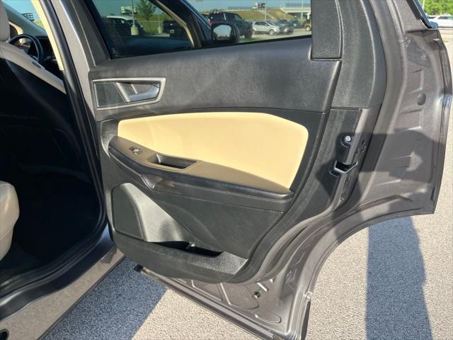 used 2024 Ford Edge car, priced at $28,400