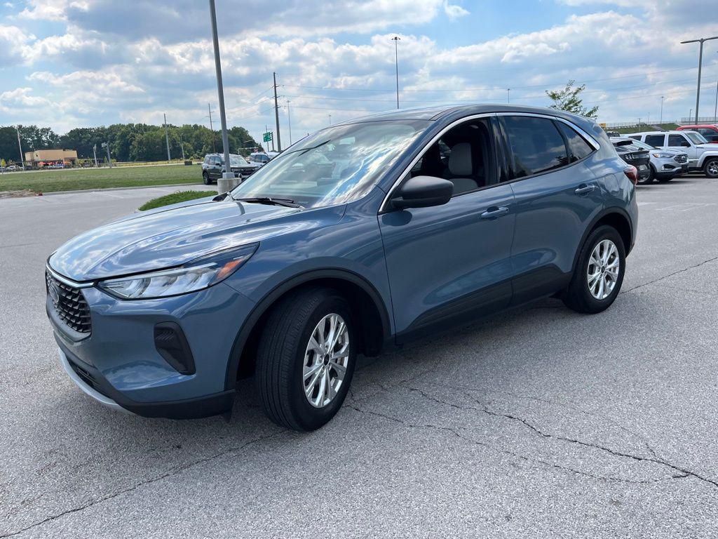 used 2023 Ford Escape car, priced at $20,900