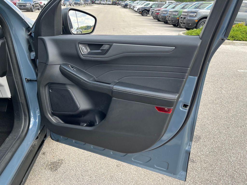 used 2023 Ford Escape car, priced at $20,900