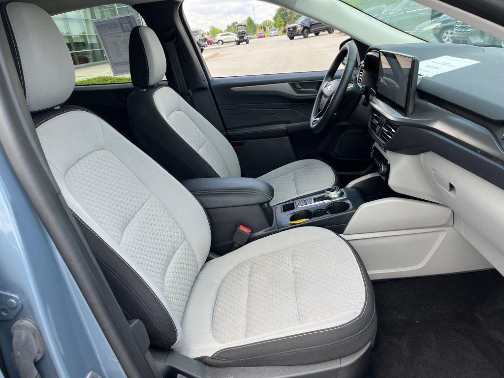 used 2023 Ford Escape car, priced at $20,900