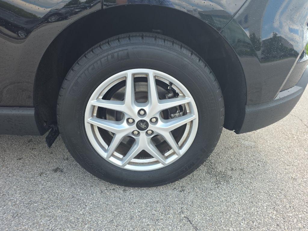 used 2024 Ford Edge car, priced at $28,800