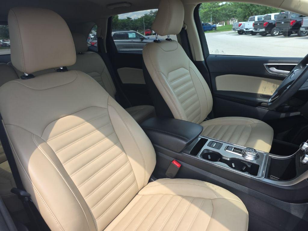 used 2024 Ford Edge car, priced at $28,800