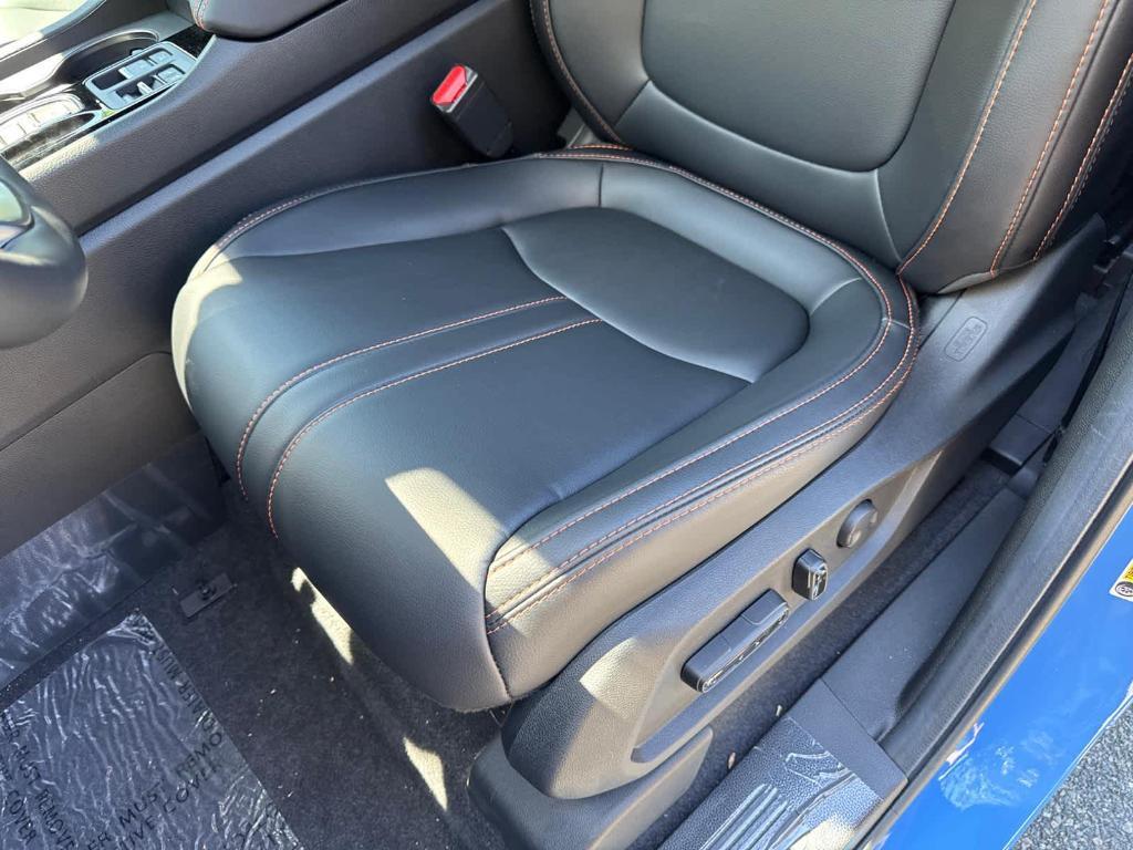 new 2025 Honda Pilot car, priced at $52,950