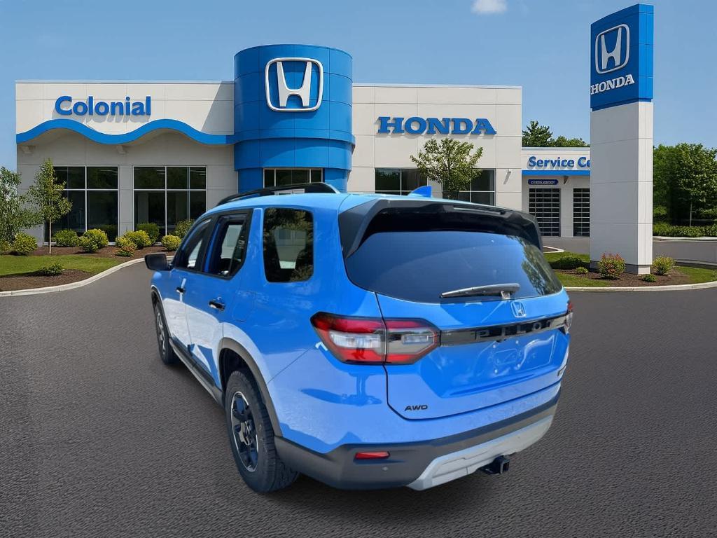 new 2025 Honda Pilot car, priced at $52,950